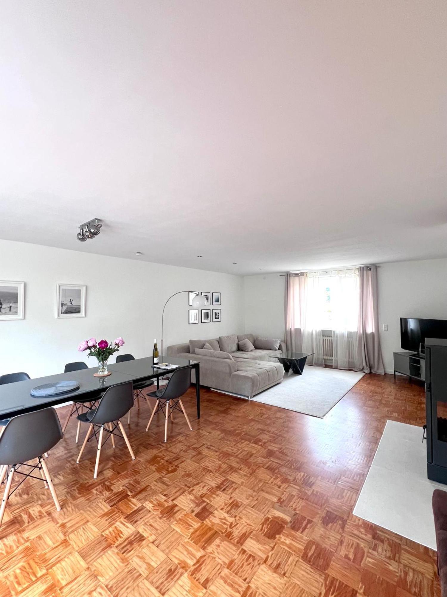 Privates Ferienhaus Mit Pool & Whirlpool Zentral In Bad Dürkheim Exteriör bild